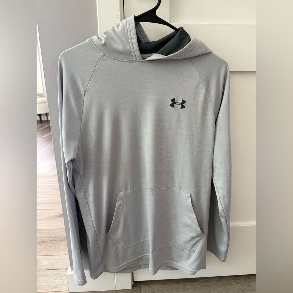 Under Armour Men's Light Gray Hoodie